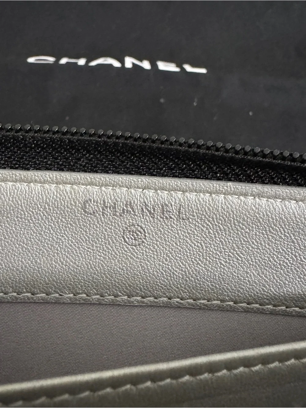 Chanel camellia Black Zip-Around Wallet - Sleek Everyday Organizer